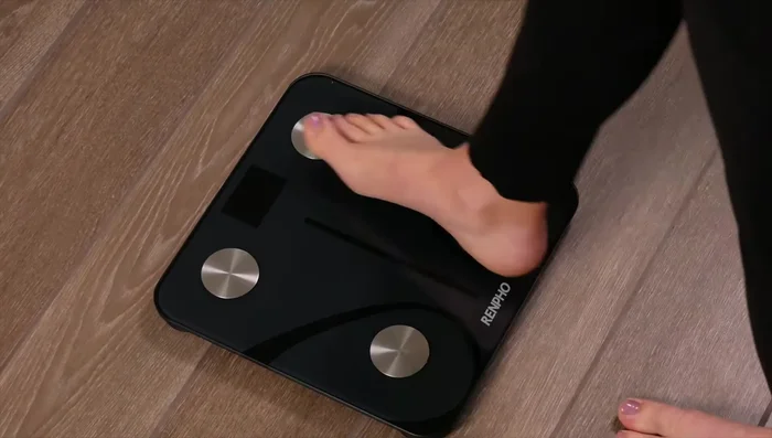 Seleziona la bilancia per connetterti.