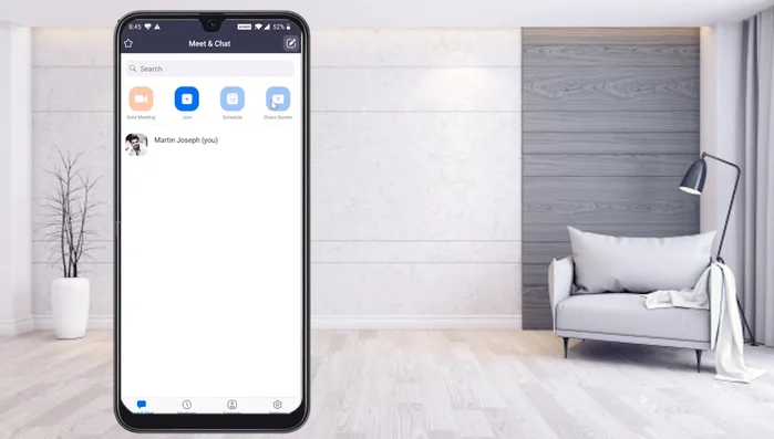 Partecipa alla riunione di prova. Verifica che microfono e videocamera funzionino correttamente.