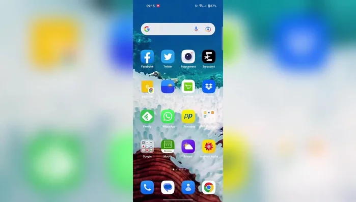 Scarica e installa l'app 'CCleaner' dal Play Store.