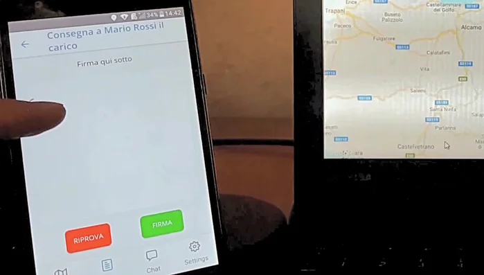 Una volta completata la consegna, il fattorino firma digitalmente sulla sua app e contrassegna l'incarico come 'completato'.