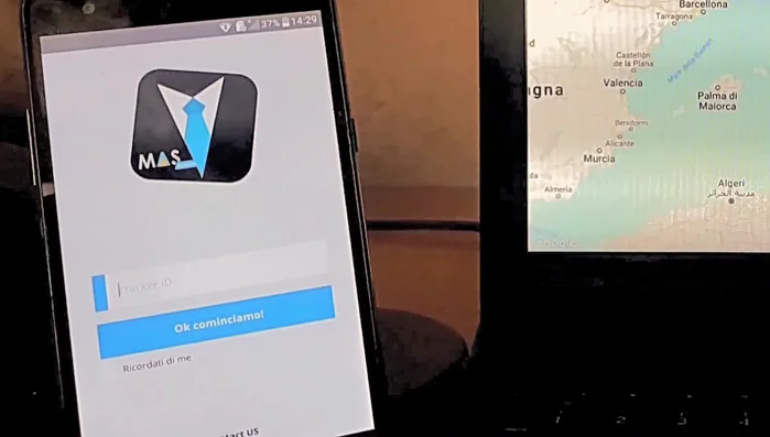 Abilita la posizione nell'app per visualizzare la posizione del fattorino sulla mappa sia sul PC che sullo smartphone.