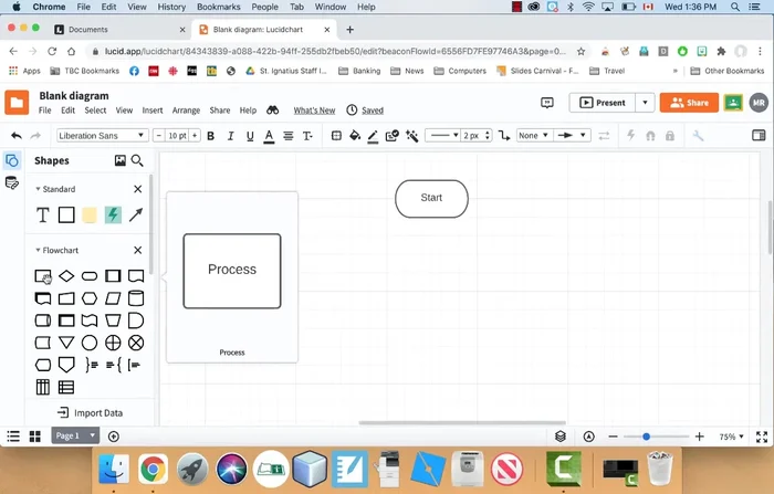 Inserisci il testo all'interno di ciascun simbolo per descrivere l'azione o la decisione.