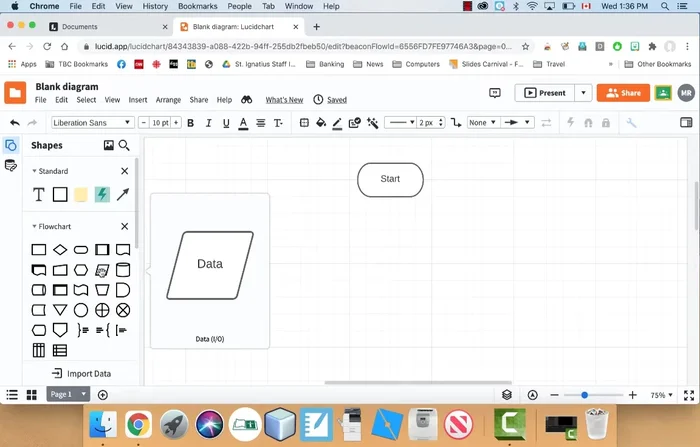 Inserisci il testo all'interno di ciascun simbolo per descrivere l'azione o la decisione.