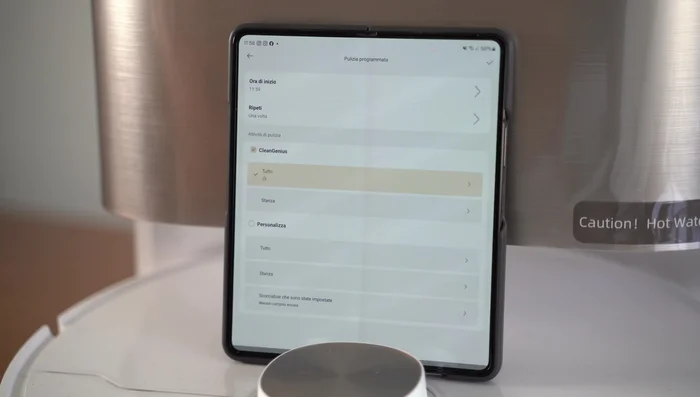 Gestisci le impostazioni avanzate: prevenzione delle collisioni, pulizia automatica, distacco automatico dei tamponi, pulizia in direzione del pavimento, riconoscimento delle macchie, impostazioni MOP extend.