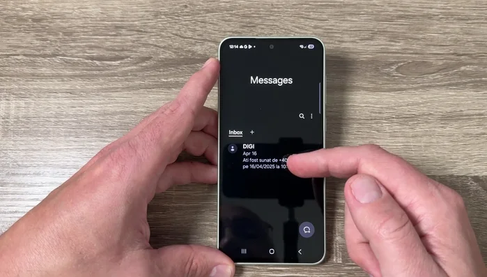 Trova il messaggio indesiderato.