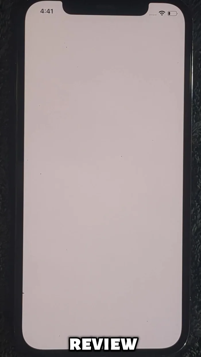 Ripara l'App Store cambiando la regione (USA o Canada) e inserendo un indirizzo qualsiasi. Questo aggira la necessità di verifica in molti casi.