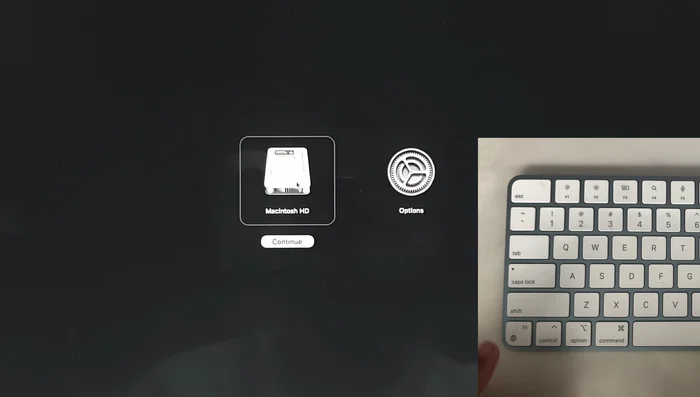 Premere il tasto Maiusc e fare clic sull'opzione "Continua in modalità provvisoria".