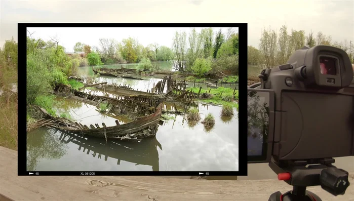 Scattare la seconda foto sottoesposta.