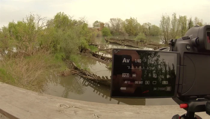 Selezionare la modalità di priorità di diaframma (f/8, ISO 100).