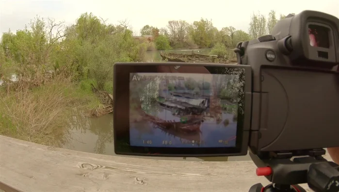 Scattare le tre foto in sequenza.