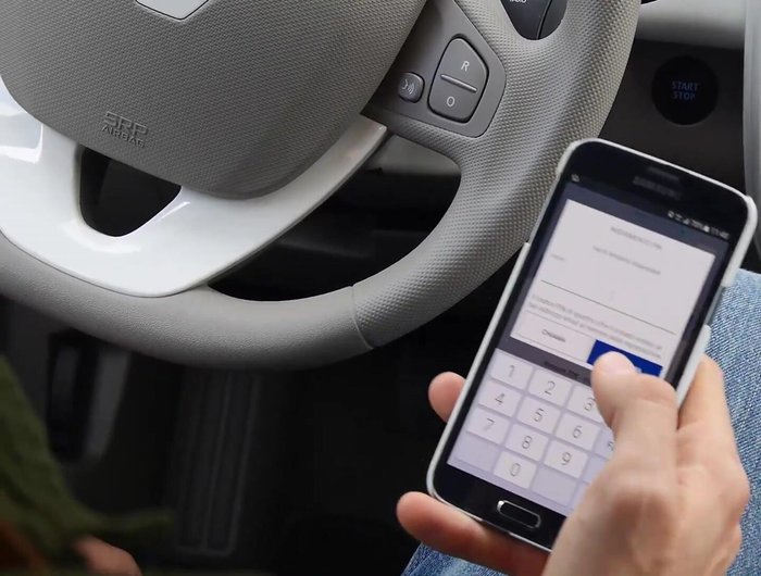 Accettare le condizioni di utilizzo visualizzate nell'app.
