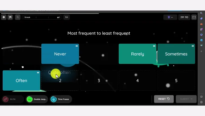 Utilizzare diverse tipologie di domande per rendere il quiz più interattivo ed efficace (hotspot, trascinamento, riordino, ecc.).