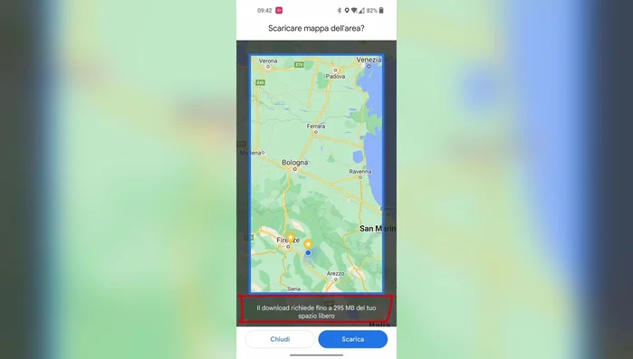 Selezionare l'area desiderata sulla mappa, ingrandendo o riducendo lo zoom per definire la dimensione dell'area da scaricare.