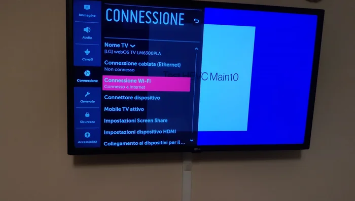 Andare in "Connessione", poi "Impostazioni dispositivo" e disattivare il rilevamento automatico dei dispositivi e il "Simply Link".