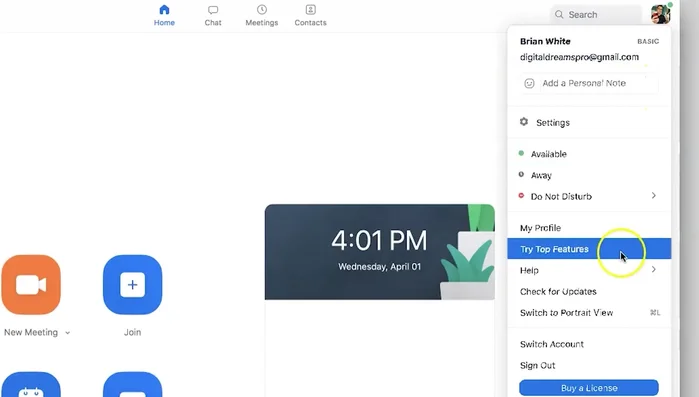 Nell'app Zoom, clicca sull'icona del tuo profilo, verifica gli aggiornamenti e quindi esci e accedi nuovamente.