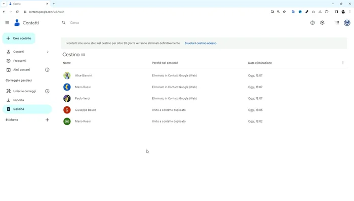 Per recuperare i contatti eliminati, selezionarli nel cestino e cliccare su "Recupera".