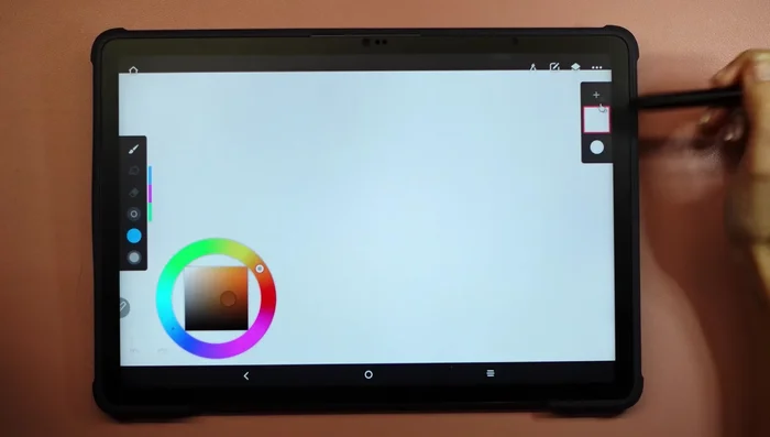 Gestire i livelli (mostrare/nascondere, eliminare, creare gruppi, maschere di ritaglio, blocco alfa).