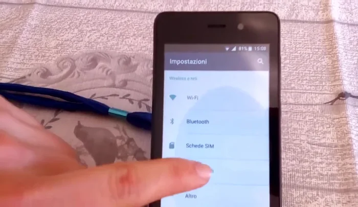 Vai alla sezione "Sicurezza".