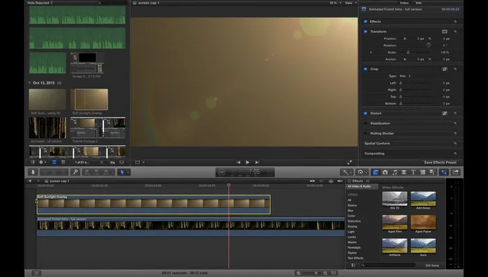 Automatizzare l'effetto di fusione creando un fotogramma chiave per l'opacità all'inizio e alla fine della clip.