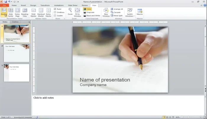 Attiva o disattiva le 'Linee griglia' e le 'Guide' nella scheda 'Visualizza' per migliorare l'allineamento degli elementi.