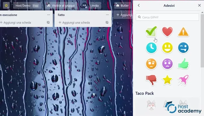Personalizzazione della bacheca: cambiare sfondo, aggiungere adesivi ed etichette, gestire gli elementi archiviati.