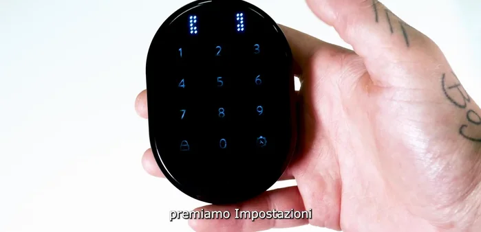 Inserire la password a cinque cifre scelta (e ripeterla).