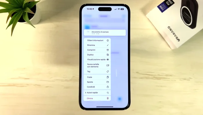 Spostare i file tra cartelle tramite trascinamento o selezione.