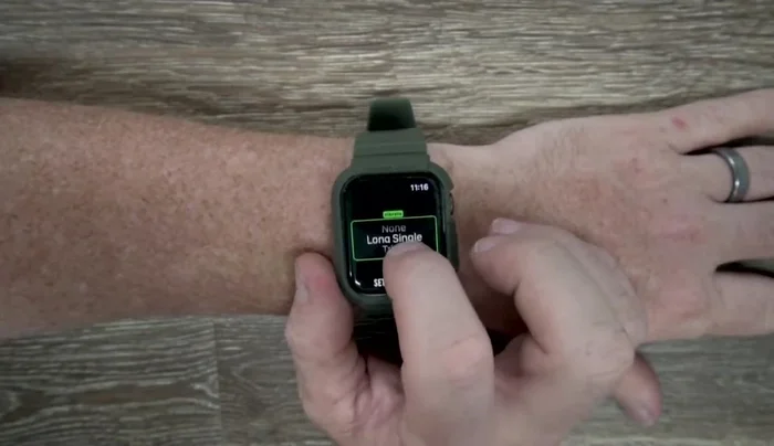 Utilizza gli allarmi vocali e le vibrazioni per essere avvisato in tempo durante la fase.