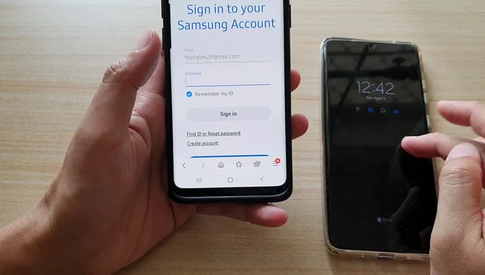 Effettua l'accesso al tuo account Samsung. Utilizza le stesse credenziali utilizzate sul tuo dispositivo.