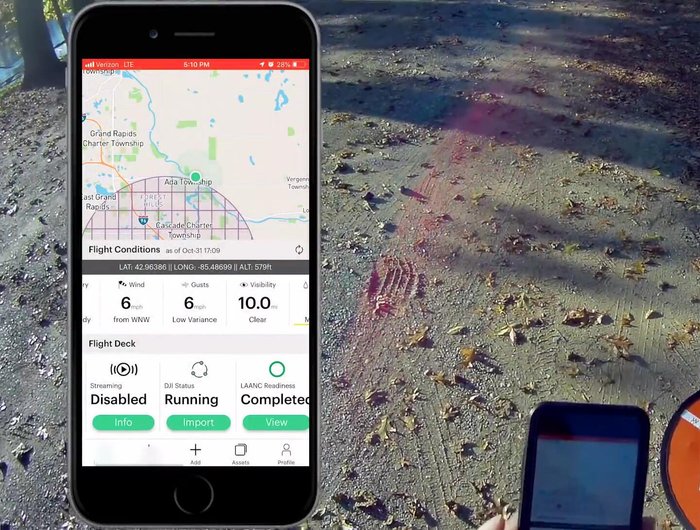 Verifica la tua posizione sulla mappa per assicurarti di trovarti in uno spazio aereo che richiede l'autorizzazione. Se non è necessario, non inviare una richiesta.