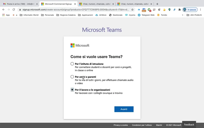 Crea e conferma una password.