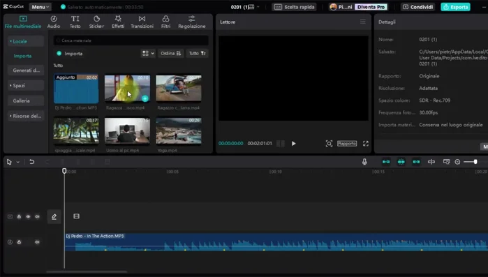Inserire clip e foto, assicurandosi che finiscano sempre sul punto giallo per mantenere la sincronizzazione con il ritmo.