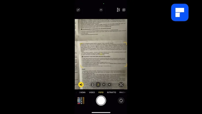 Fotografare il documento con lo smartphone.