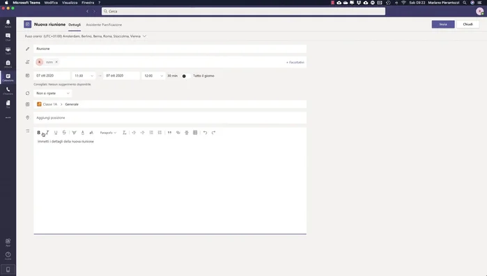 Utilizza le funzionalità durante le riunioni: condividi schermo, applicazioni, usa la lavagna, attiva i sottotitoli, registra la riunione e utilizza la funzione 'Alza la mano' per segnalare la tua partecipazione.