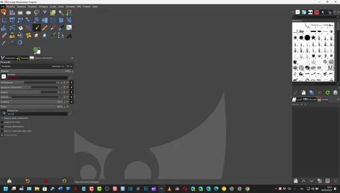 Aggiungere guide verticali e orizzontali per creare riferimenti.
