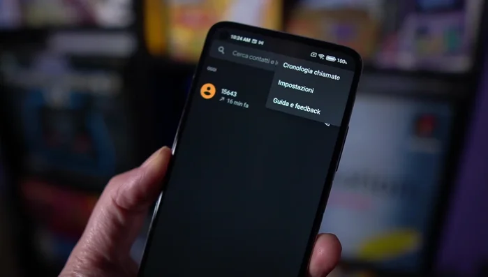 Selezionare "ID chiamante e spam" e abilitare le tre voci: Visualizza ID chiamante e spam, Chiamate verificate e Filtro antispam.