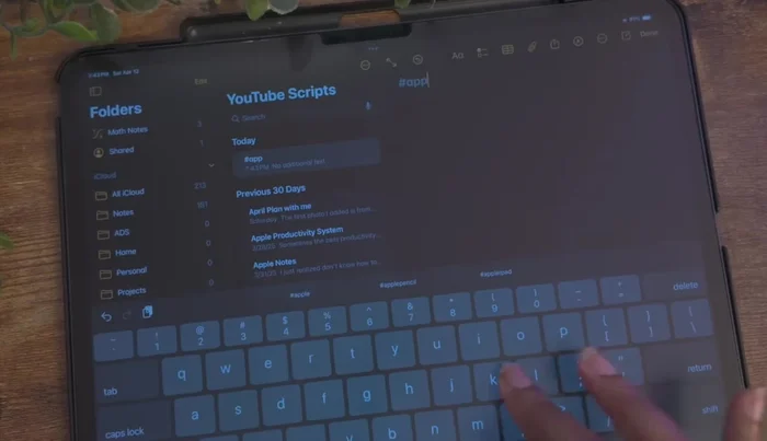 Creazione di cartelle intelligenti per un'organizzazione automatica basata su filtri (data, tag, checklist, ecc.).