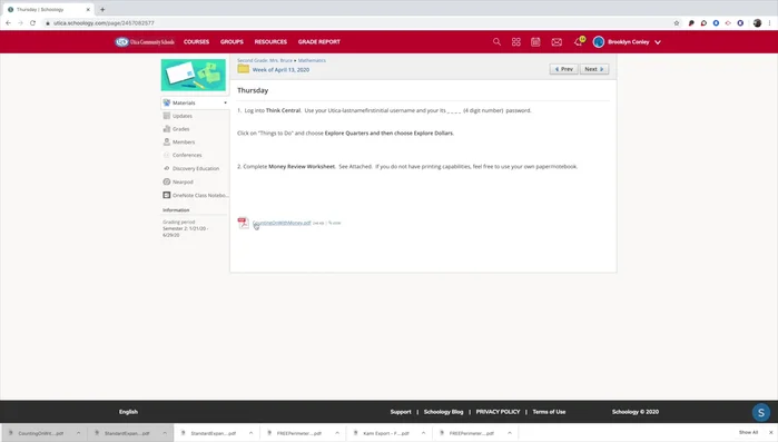 Scarica il file PDF da Schoology.