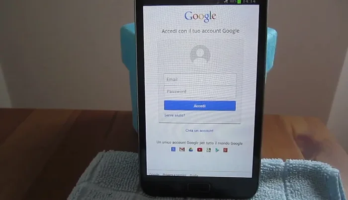 Login tramite account Google integrato.