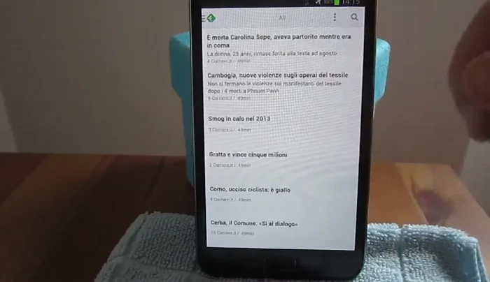 Navigazione tra le sezioni: Home, Save for Later, Discovery.