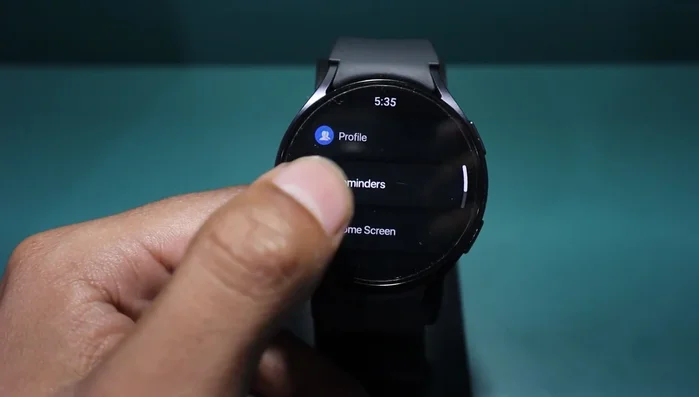 Personalizzare le impostazioni (unità, monitoraggio caffeina).