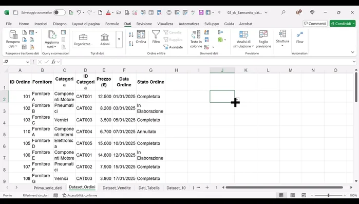 Per applicare la convalida dati ad altre celle, seleziona la cella con la convalida già applicata, quindi trascina l'angolo inferiore destro per copiare la formattazione alle celle desiderate.