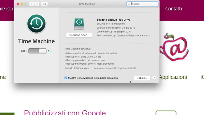 Attivare il backup automatico o eseguire il backup manualmente cliccando sull'icona Time Machine.