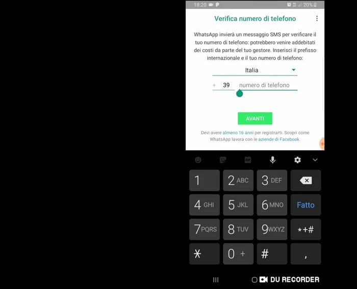 Inserisci il numero virtuale copiato in precedenza in WhatsApp.