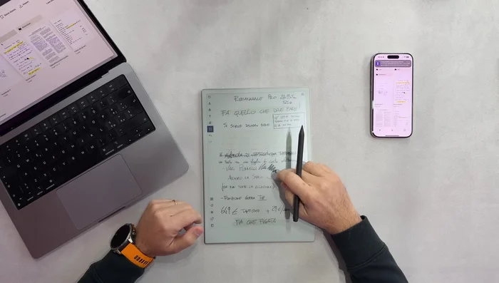 Utilizzo della gomma: utilizzare il pulsante sulla penna per cancellare in modo preciso.