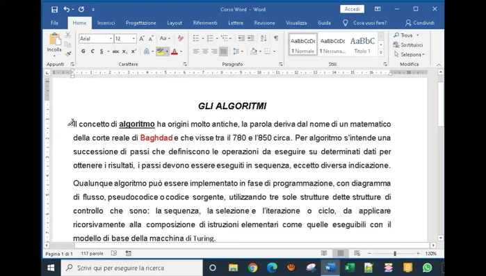 Utilizzare l'evidenziatore per evidenziare parti di testo. Per rimuovere l'evidenziazione, selezionare 'Nessun colore' nella freccia a fianco dell'evidenziatore.
