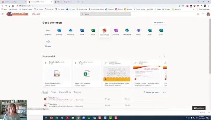 Andare alla barra degli strumenti in basso e selezionare "Note"