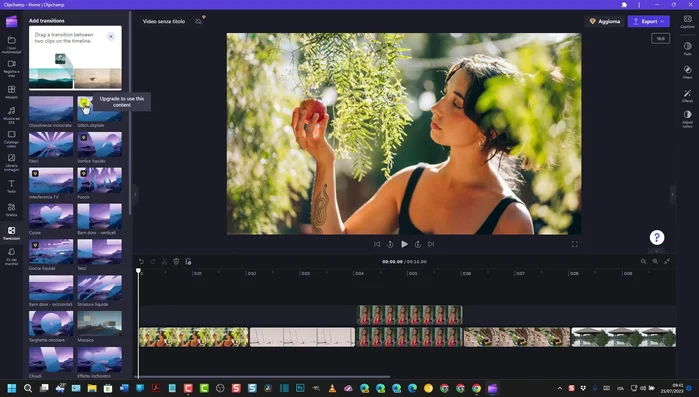 Aggiungi transizioni tra le foto per rendere la presentazione più dinamica.