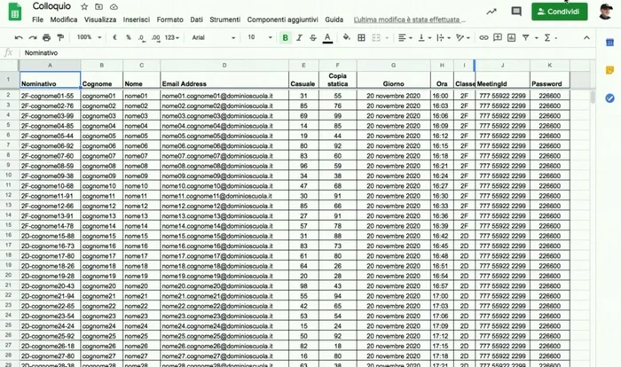 Inserire nel foglio Google la data del colloquio, l'orario previsto per ogni alunno (con un intervallo di tempo tra un colloquio e l'altro), la classe e l'ID Zoom.