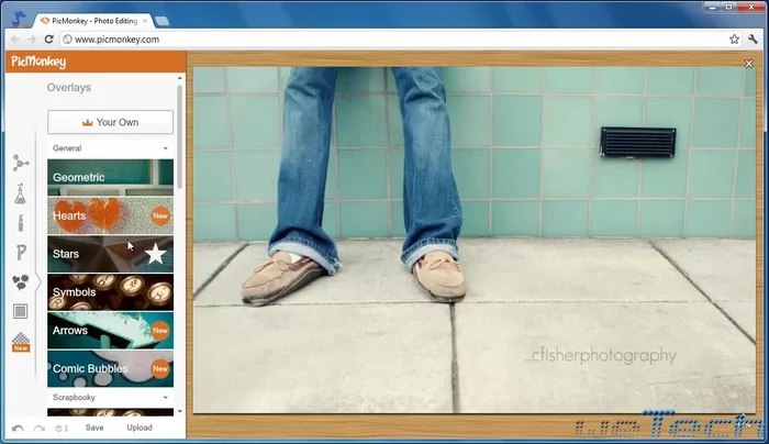 Applica effetti di texture, come carta, papiro o dipinto.